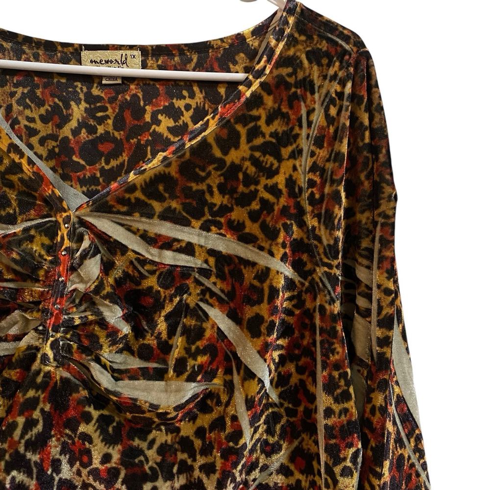 One World NEW $68 Top Woman 1X Boho Hippie Velvet Whimsigoth Tiger Khaki Blouse - Picture 2 of 7